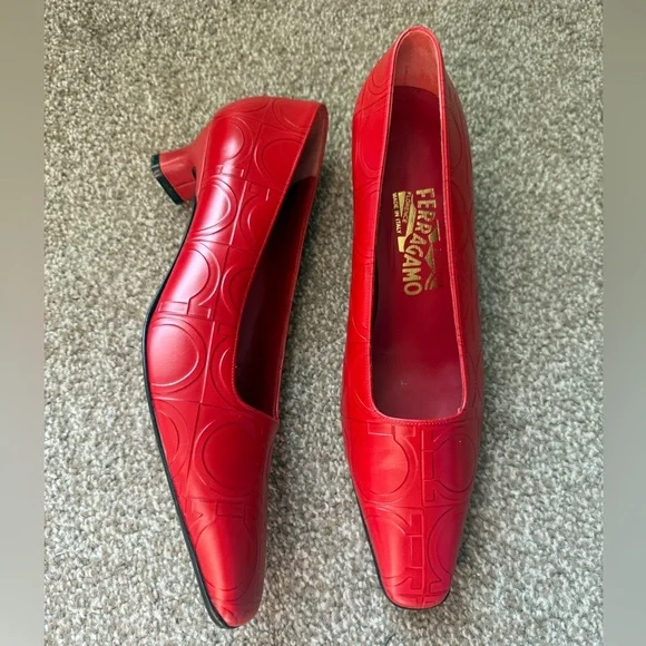 Salvatore Ferragamo Red Heels - Picture 1 of 6